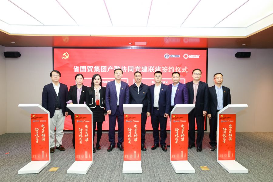 167281810375646354Xt.jpg 586A6570-opq344185816.jpg